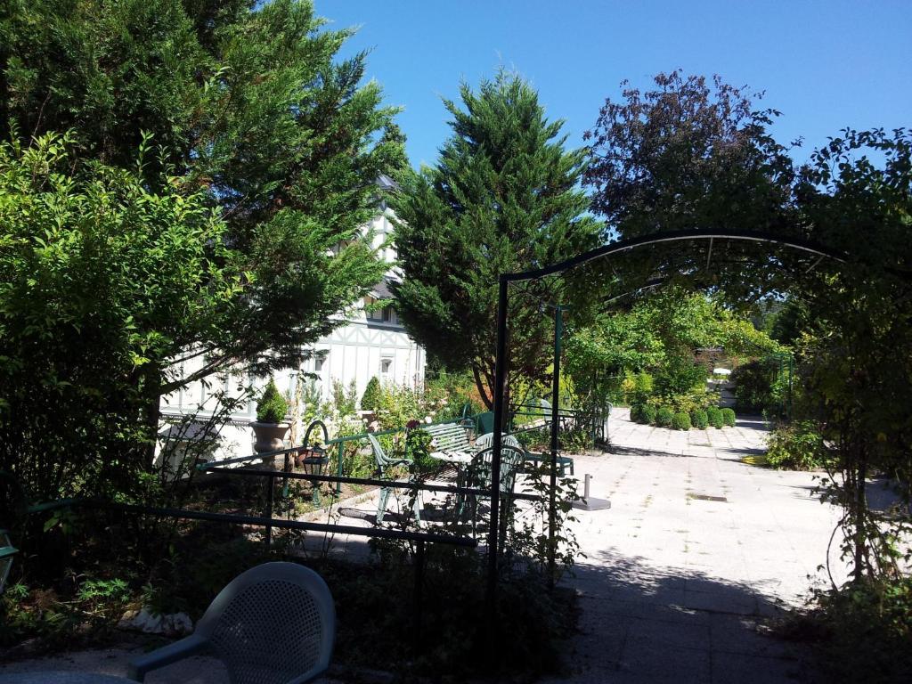 Aux Meubles Du Manoir Aparthotel Aix-les-Bains Ngoại thất bức ảnh