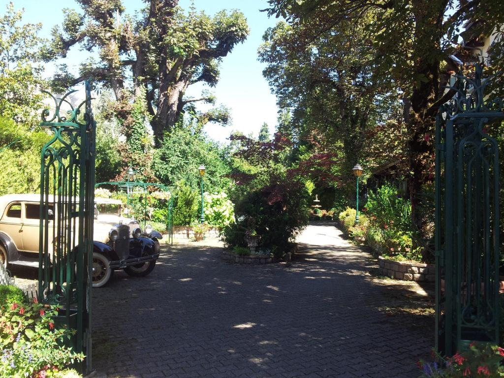 Aux Meubles Du Manoir Aparthotel Aix-les-Bains Ngoại thất bức ảnh