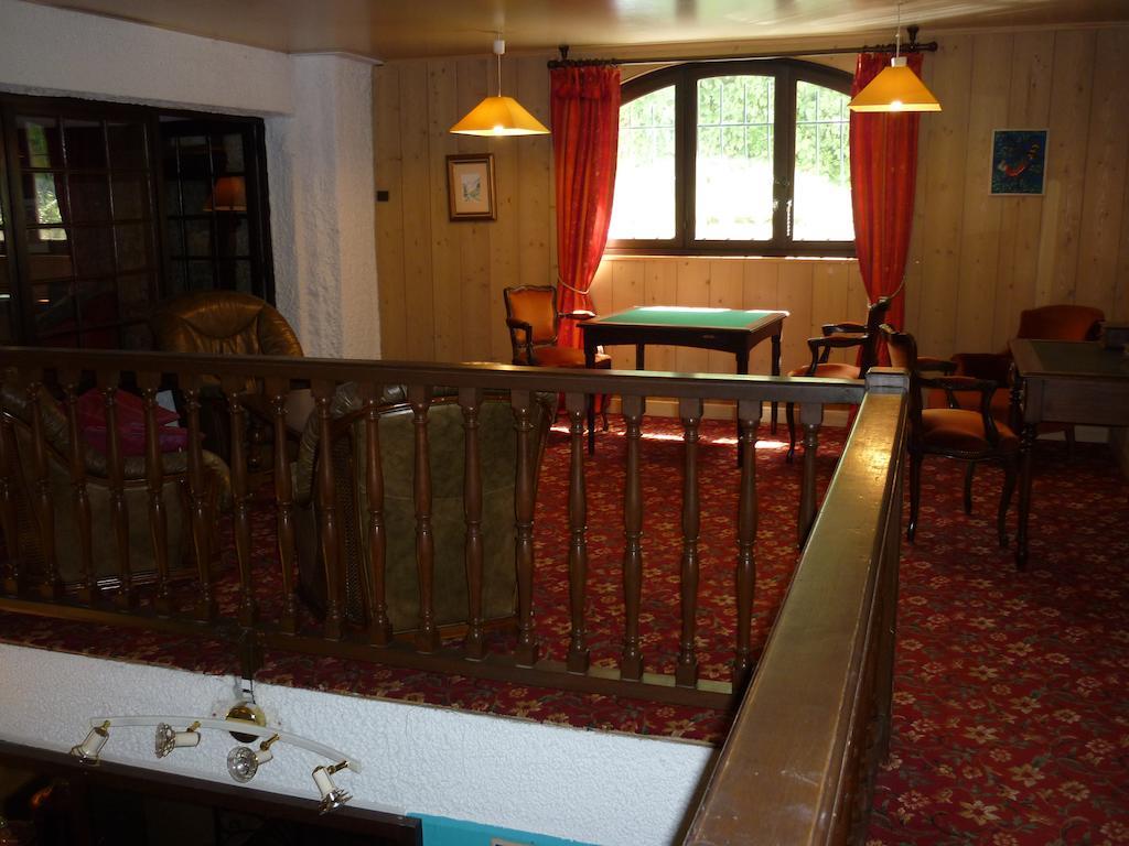 Aux Meubles Du Manoir Aparthotel Aix-les-Bains Ngoại thất bức ảnh