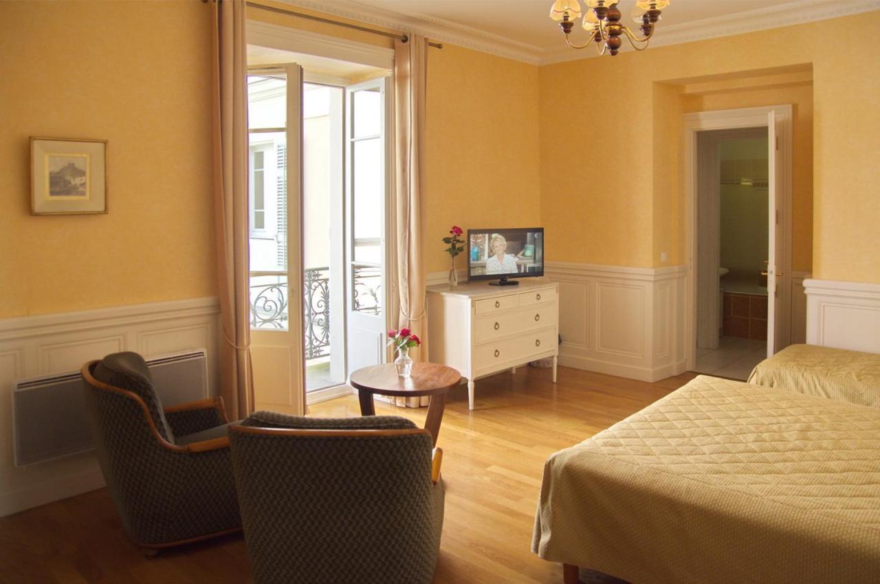 Aux Meubles Du Manoir Aparthotel Aix-les-Bains Ngoại thất bức ảnh